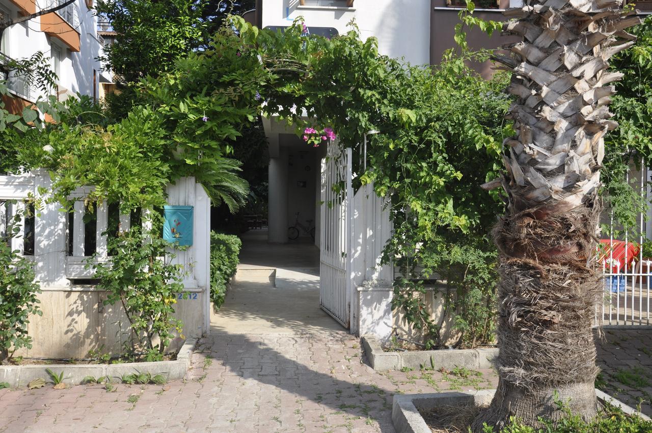 Hotel Villa Casablanca Bahtili Экстерьер фото